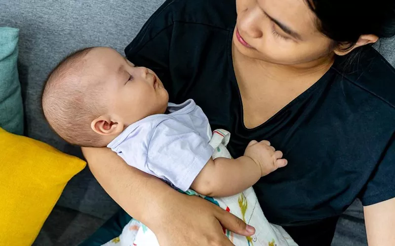 layanan-perawat-bayi-690029c01df14